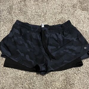 RBX Women’s Black Camo Athletic Shorts Large